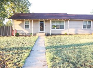 201 Cenizo St, Junction, TX 76849