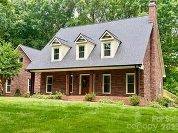 5243 Mintridge Rd, Mint Hill, NC 28227