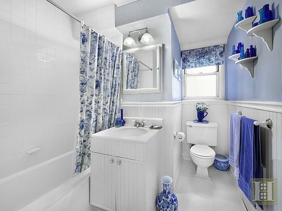 5th image of 345 W 58th St APT 4R
