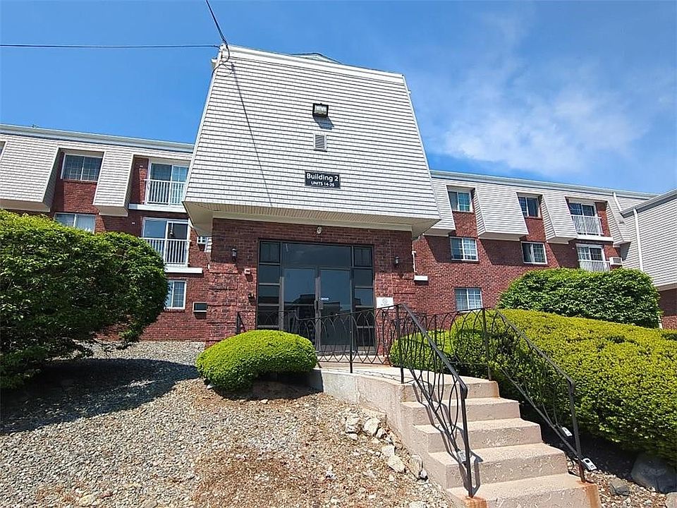 1st image of 300 Smithfield Ave #P2-17