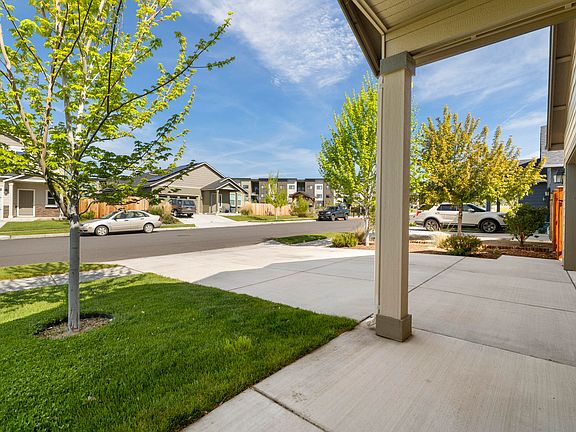 5th image of 4176 SW 34th St