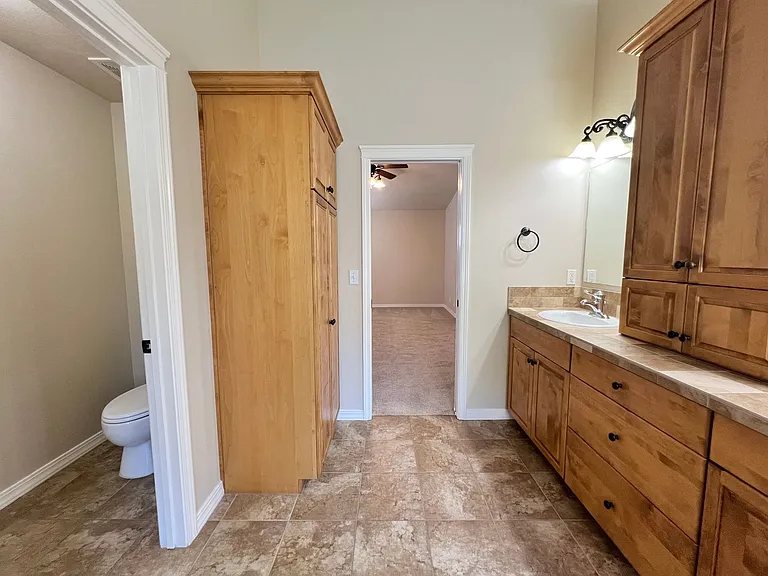 2285 W Windchime Dr — Photo 25