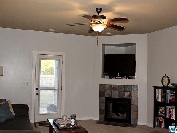 3rd image of 523 Kincaid Cove Ln