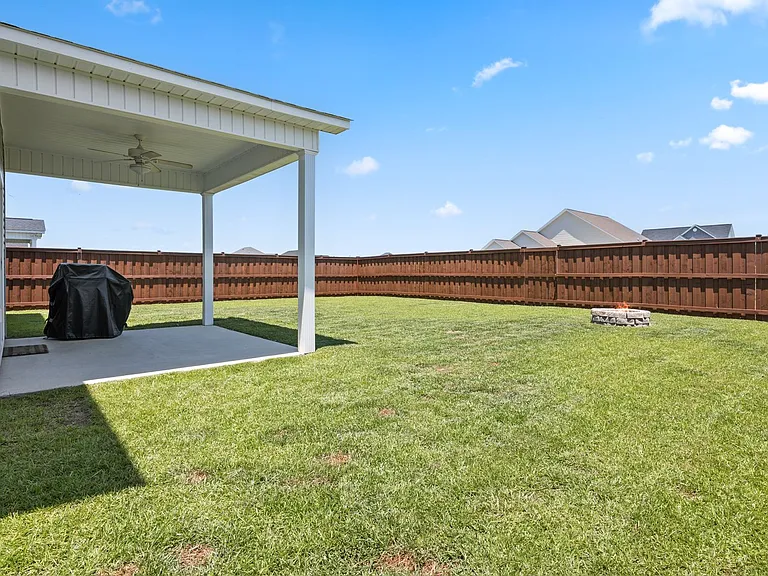 1818 Olde Towne Pointe Blvd — Photo 8
