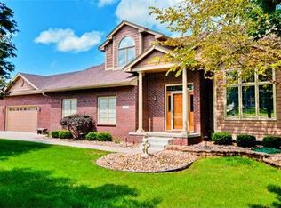 1113 Ranchel Dr, Des Moines, IA 50320