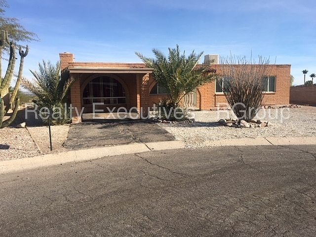 1st image of 6711 S Plaza Del Ganzo