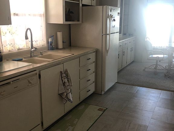5th image of 56 Sunset Cir #56