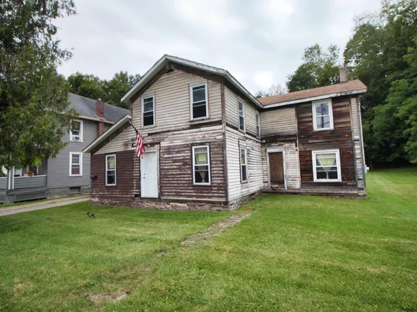 108 Lycoming St, Canton, PA 17724