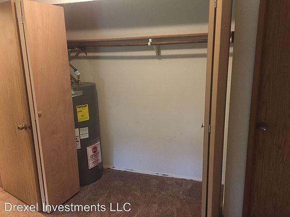 3rd image of 4412 NW Wedgewood Ln APT 16