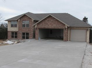2176 Emory Creek Blvd, Branson, MO 65616