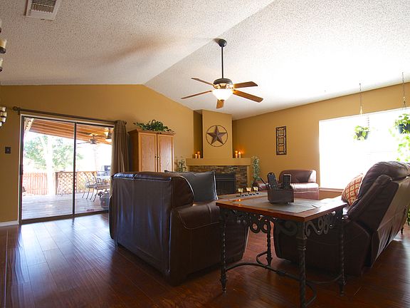 5th image of 17026 Vista Park Dr