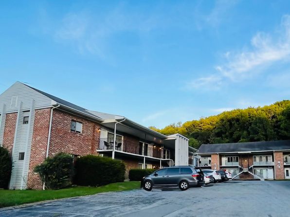 218 N Willow Ave #6