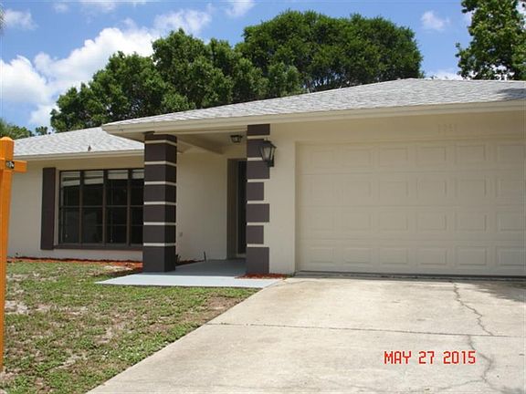 5th image of 1061 Kent Ln