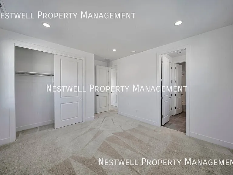2346 E Snowy Peak Dr — Photo 18