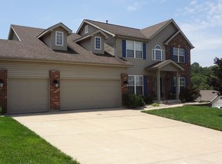 101 Saddlehorn Ct, Fenton, MO 63026