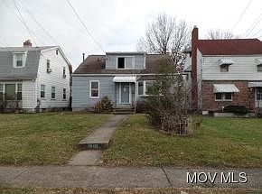 2nd image of 1610 Race St