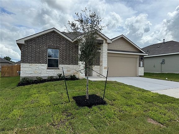 2nd image of 1706 Grimes Dr