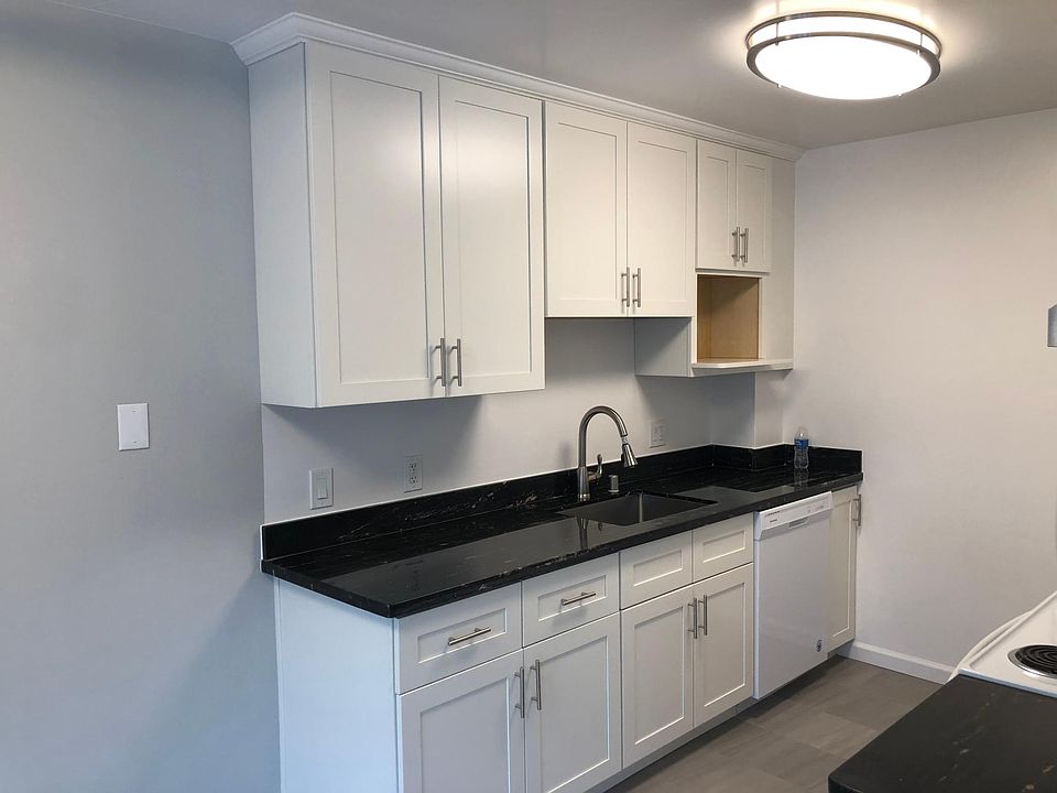 1st image of 1115 Village Dr #7
