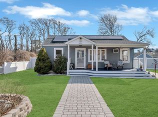 231 Lyman Rd, East Patchogue, NY 11772