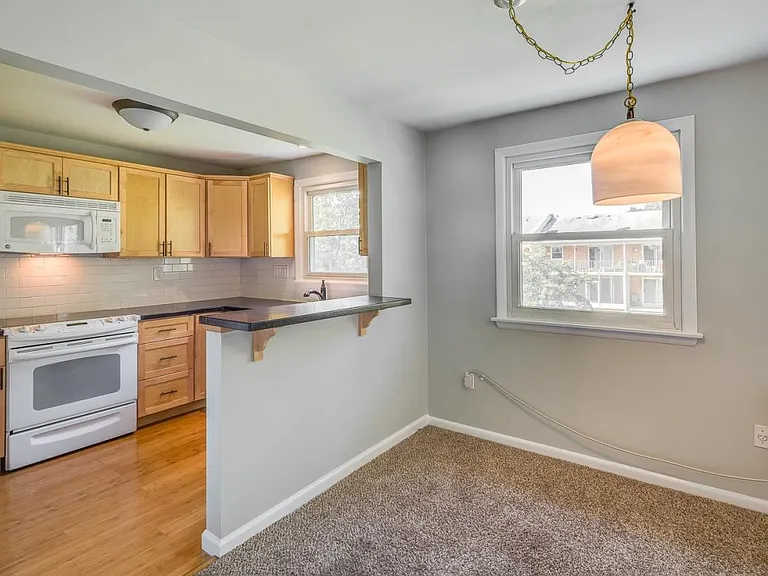 204 Warwick Rd #C — Photo 7