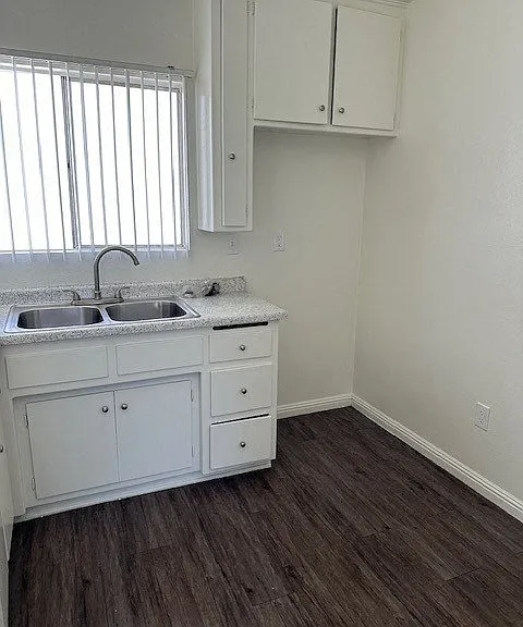 950 Palmbrook Dr — Photo 36
