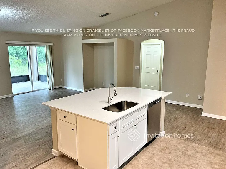 1480 Waldrun St SE — Photo 7