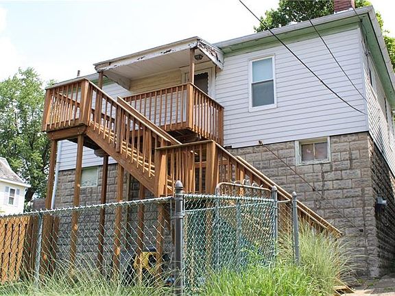 3rd image of 423 Concord Ave