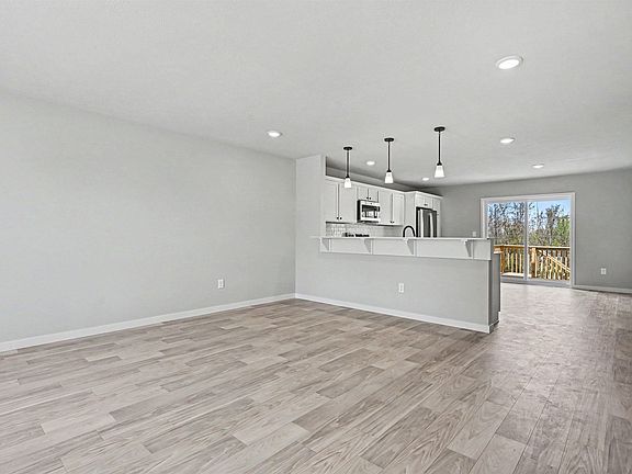 5th image of 50612 Hunters Edge Dr