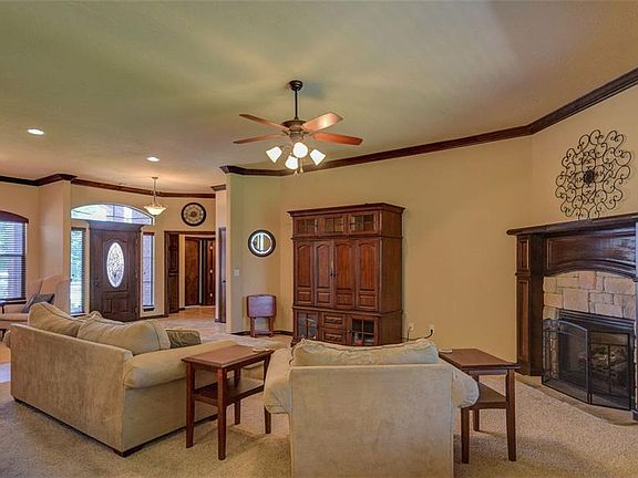 5th image of 3016 SW 136th St