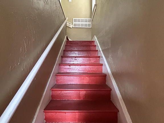 2nd image of 419 Macon Ave #3