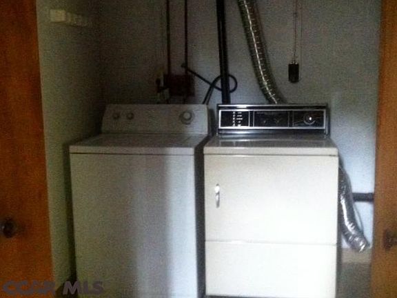 5th image of 2609 Penbrook Ln
