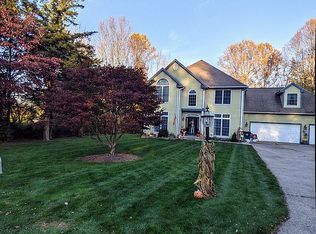 7 Wicklow Turn, Ledyard, CT 06339