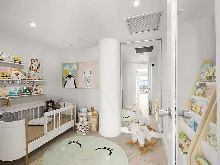 900 Bay Dr #1005 — Photo 10