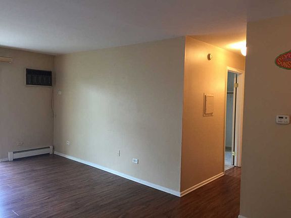 4th image of 10 E Dundee Quarter Dr Unit 208