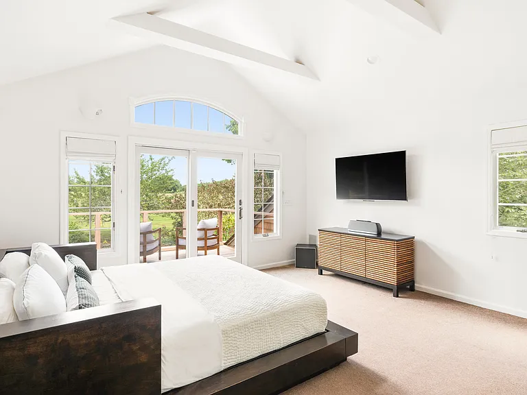 214 Water Mill Towd Rd — Photo 3
