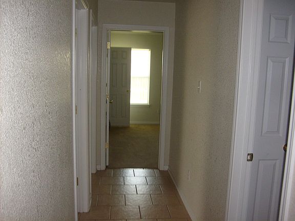 3rd image of 2006 Charleston Ct APT A