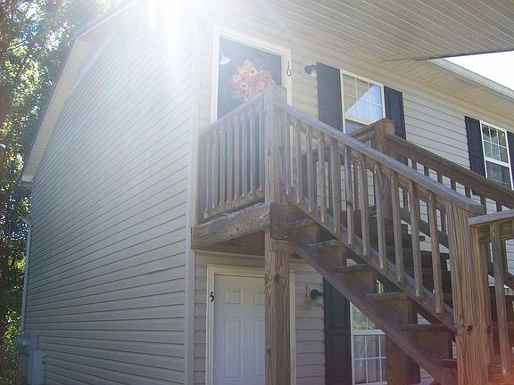 5th image of 618 College St SW APT 14