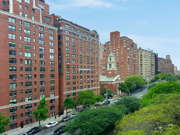 1111 Park Avenue image 6 of 24