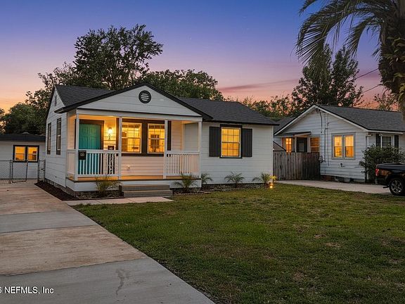 2nd image of 5106 APPLETON Avenue