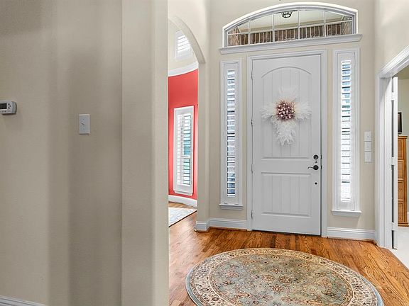 5th image of 3012 Wimberley Ln