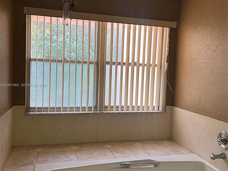 1653 NW 58th Ave #14 — Photo 21
