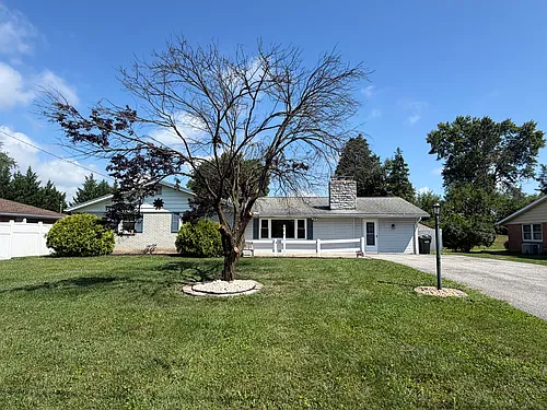 1851 Marigold Rd Photo 1