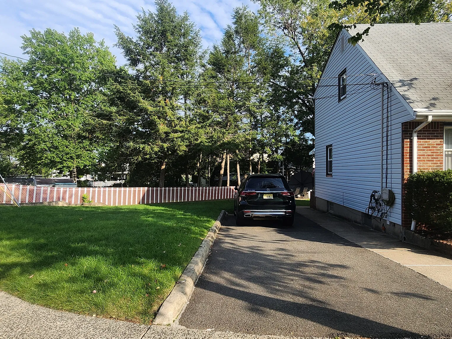 80 Marilyn Place - 1 — Photo 3