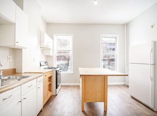 193 Beech St, Holyoke, MA 01040