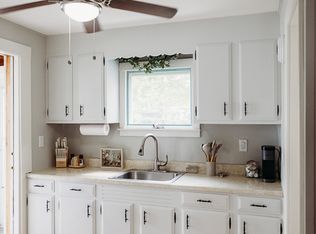 21 Reggio Ave, Old Orchard Beach, ME 04064