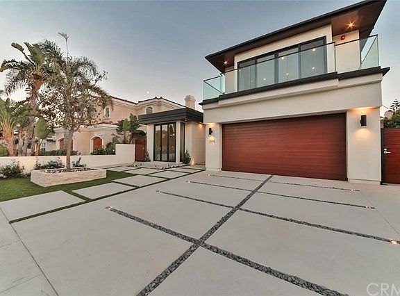 4th image of 1304 18th St