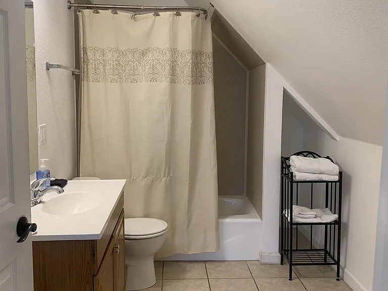 502 Grand Ave #1 — Photo 4