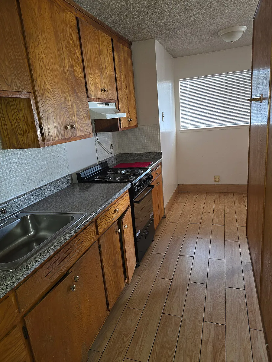 Building Photo - 35 San Bruno Ave