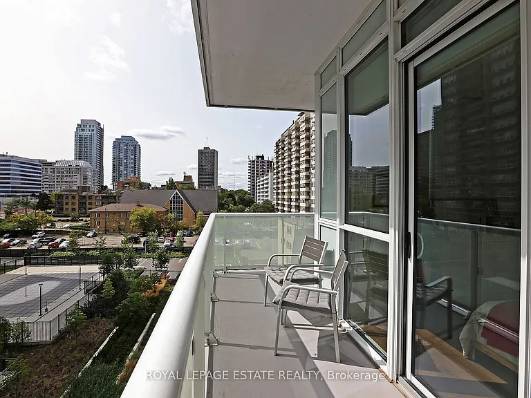 101 Erskine Ave #510 — Photo 22