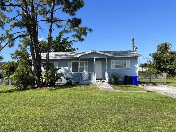 2370 Barden St, Fort Myers, FL 33916